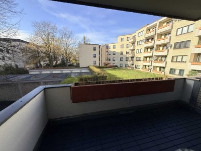 Toll geschnittene 2 Zimmer Wohnung mit Charme und Balkon