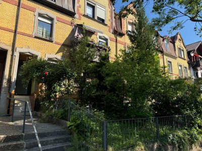 Mehrgenerationenhaus mit Charme: Historisches, gepflegtes Eigenheim für Jung und Alt