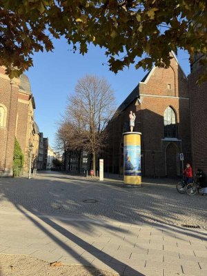 BESICHTIGUNG SO 15.02. um 13:00 - Wir freuen uns auf Sie! DACHGESCHOSS * SOFORT BEZUGSFREI* WG GEEIG