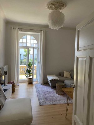 Liebevoll sanierte 4-Zimmer-Wohnung im denkmalgeschützten Stilaltbau