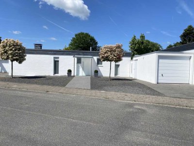 Helle Terrassen-Wohnung in Mönchengladbach-Bettrath- komplett Möbliert mit Ausstattung