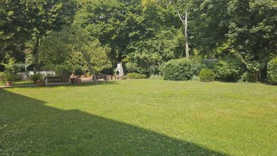 Schuch Immobilien - Kernsanierte 3 ZKBB direkt am Schloßpark Biebrich