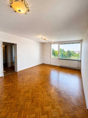 Helle 3-Zimmerwohnung mit Balkon, Aufzug und Einbauküche in Schweinfurt-Bergl