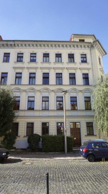 HIER KOMMT MAN GERN HEIM! 2 Zimmer-EG-Wohnung mit (kleinem) Balkon nahe der Altstadt