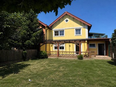 Reihenhaus – Garage | Terrasse | Garten | Teich | Keller I Neue Heizung!