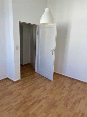 Helle 1 ZW nähe EZB mit Einbauküche