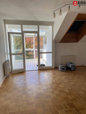 Mit GRATIS Küche! Helle 3‑Zimmer-Wohnung mit Loggia/Wintergarten in ruhiger Lage von Attnang‑Puchheim – inkl. privatem Parkplatz &amp; Keller