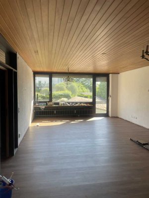 Ansprechende 4-Zimmer-Wohnung mit Balkon und Einbauküche in Bamberg