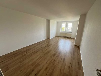 Geräumige 4-Zimmer Wohnung in zentraler Lage von Gera