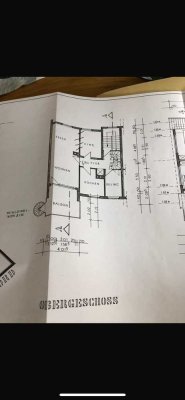 Geräumige 5-Zimmer-Wohnung mit Dachterrasse und Garten in Laufen