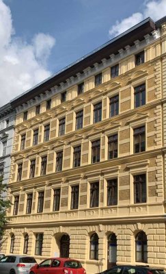 Wundervolles Wohnen unterm Dach – mit Balkon