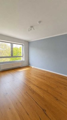 Privatverkauf: Gepflegte 2-Zimmer-Wohnung im 4. OG in Mannheim Schwetzingerstadt/Oststadt