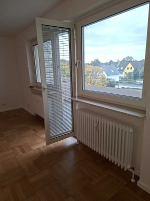 Sofort einziehen! Renovierte 2-ZW in Bad Homburg Ober-Eschbach