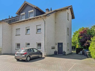 Wunderschöne, offene Dachgeschosswohnung mit Balkon und herrlichen Weitblick in Rheine-Wadelheim