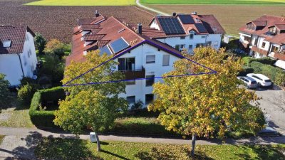 Gut geschnittene 2 Zimmer ETW mit Balkon + Duplexgarage in guter Lage