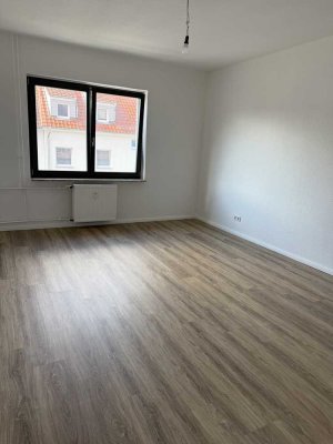 Attraktive, vollständig renovierte 3-Zimmer-Wohnung in Braunschweig