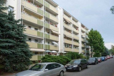 Aktuelle Renovierung einer herrlichen 3-Raum-Wohnung!
