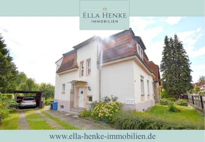 Charmante 20er-Jahre-Villa zum Modernisieren mit 7 Zimmern, schönem Garten, Keller + Garage.
