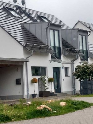 Schönes Haus mit fünf Zimmern in Freising (Kreis), Hallbergmoos