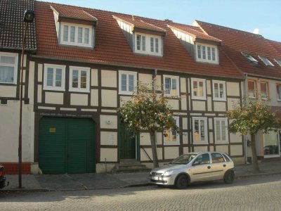 Attraktive und modernisierte 2-Raum-OG-Wohnung in Kyritz