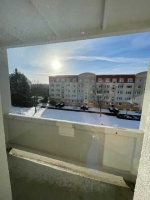 Alles dabei, was man braucht ! 3 Raum mit Balkon und Dusche