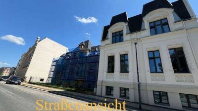 Energetische 5-Raum-Maisonette-ETW mit Balkon, Grundstück, Stellplatz in historischer Villa