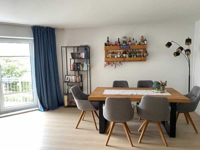 Moderne geräumige helle 2-Zimmer Wohnung in ruhiger Lage