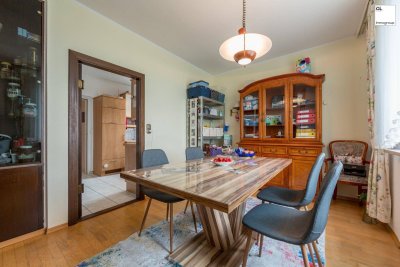 Attraktive 4-Zimmer-Wohnung mit großzügigem Schnitt und Loggia