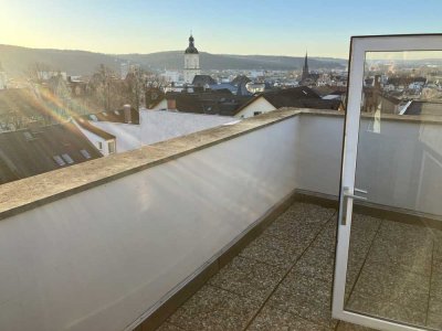 +++ 3 Zimmerwohnung mit schöner Dachterrasse und EBK +++