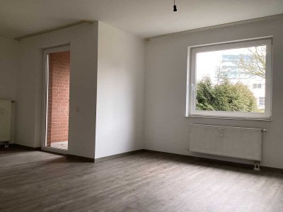 Rollstuhlgerechte 2-Zimmerwohnung mit kleiner Terrasse zu vermieten. (WBS)