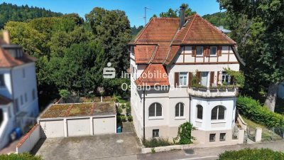 Mehrfamilienhaus mit Geschichte in ausgezeichneter Lage!