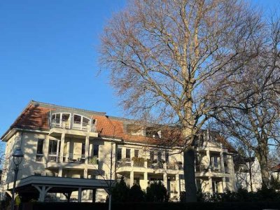 2-Zimmer Dachgeschosswohnung in bester  Neu-Westend Lage