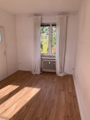 1-Zimmer-Wohnung mit Balkon in Düsseldorf-Bilk