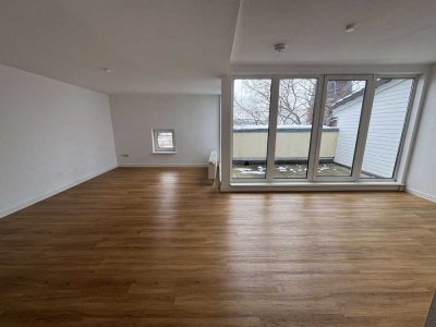 3-Raum-Maisonettewohnung mit Dachterrasse, Küche, Badewanne zu vermieten!