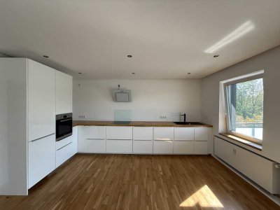 Wunderschöne Wohnung mit 2 Balkonen!