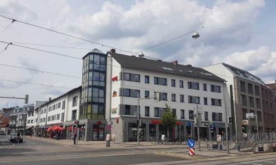 Renovierte 2Zi. Dachgeschoss plus HWR Raum mit neuem Bad - Erstbezug nach Renovierung