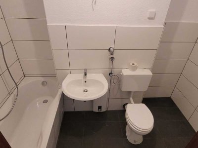 Renovierter Erstbezug - 3 Zimmer KDB-Balkon in beliebter und familienfreundlicher Siedlung
