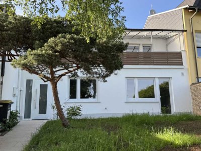 Hochwertig saniertes Reihenmittelhaus mit Panoramablick in bevorzugter Lage von Lich zu vermieten