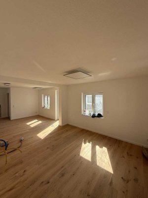 Stilvoll & zentral: Kernsanierte 3-Zimmer-Wohnung in Gärtringen mit gehobener Ausstattung