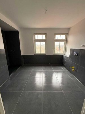 Charmante 2-Zimmerwohnung nach Renovierung in Wünschendorf Berga - Ihr neues Zuhause!