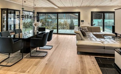 Zeitloses Wohnen: Hochwertige Doppelhaushälfte mit Gartenidylle