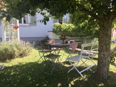 *Charmantes Einfamilienhaus* URLAUBSFEELING IM EIGENEN GARTEN*