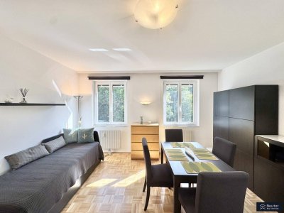 Helles, vollmöbliertes Studio in Ober St. Veit | Garagenstellplatz im Haus