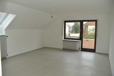Neu renovierte 2-Zimmer-DG-Wohnung in Öhringen-Süd!