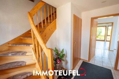 Gepflegtes Wohnhaus mit vielseitiger Raumaufteilung, ideal für Familien, ruhig gelegen in Zwönitz
