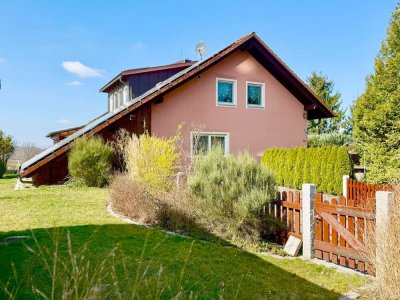 Tolles Zweifamilienhaus in Kulmbacher OT mit traumhaften Weitblick!