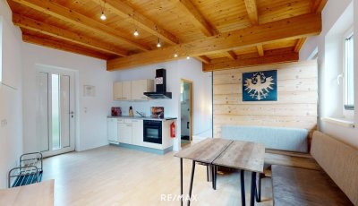Charmante Garçonnière – Zentral gelegen mit Holzoptik in Zams!