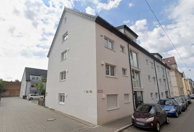 Exklusive 2-Raum-Wohnung mit gehobener Innenausstattung mit Balkon und Einbauküche in Augsburg