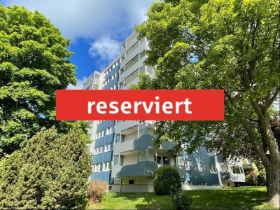 Gepflegte Wohnung mit Aufzug im Haus