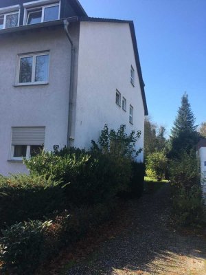 2Zi, Einbauküche, EG, Gute Lage im 6 Familienhaus